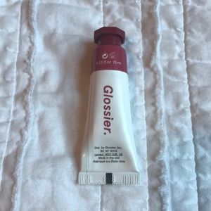 Glossier Cloud Paint
